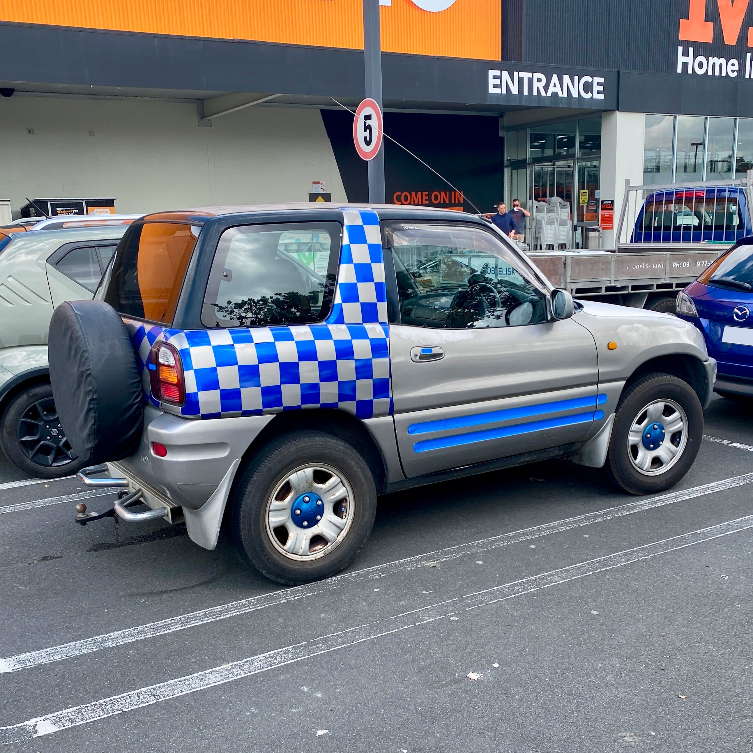 RAV4