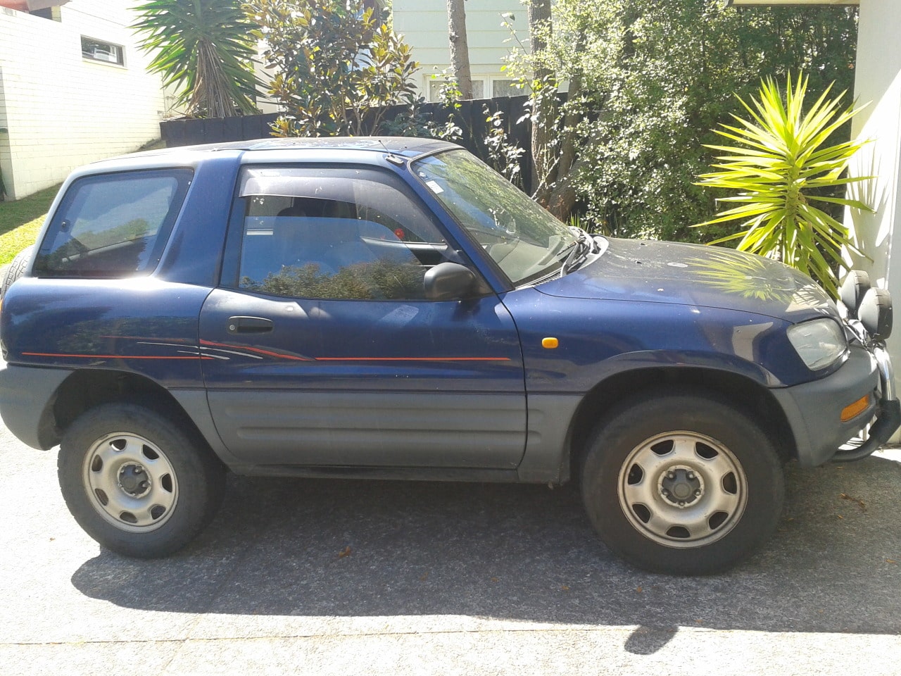 RAV4